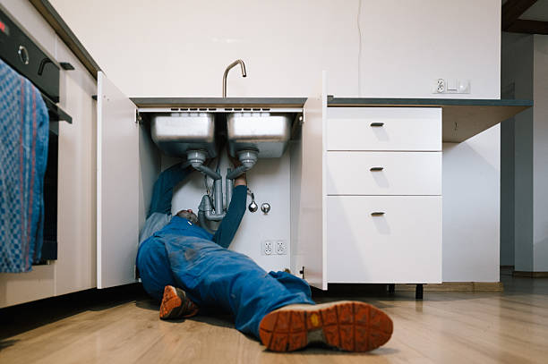 Professional Leak Detection technician working in Greenwood, DE